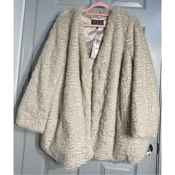Anthropologie Noemie faux Fur Jacket Off White Color NWT SZ 1X - Picture 9 of 13
